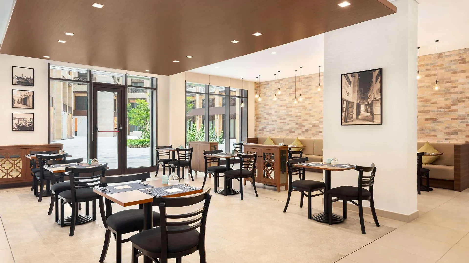 מלון Ibis Styles Dubai Gold District 2*,  איחוד האמירויות הערביות