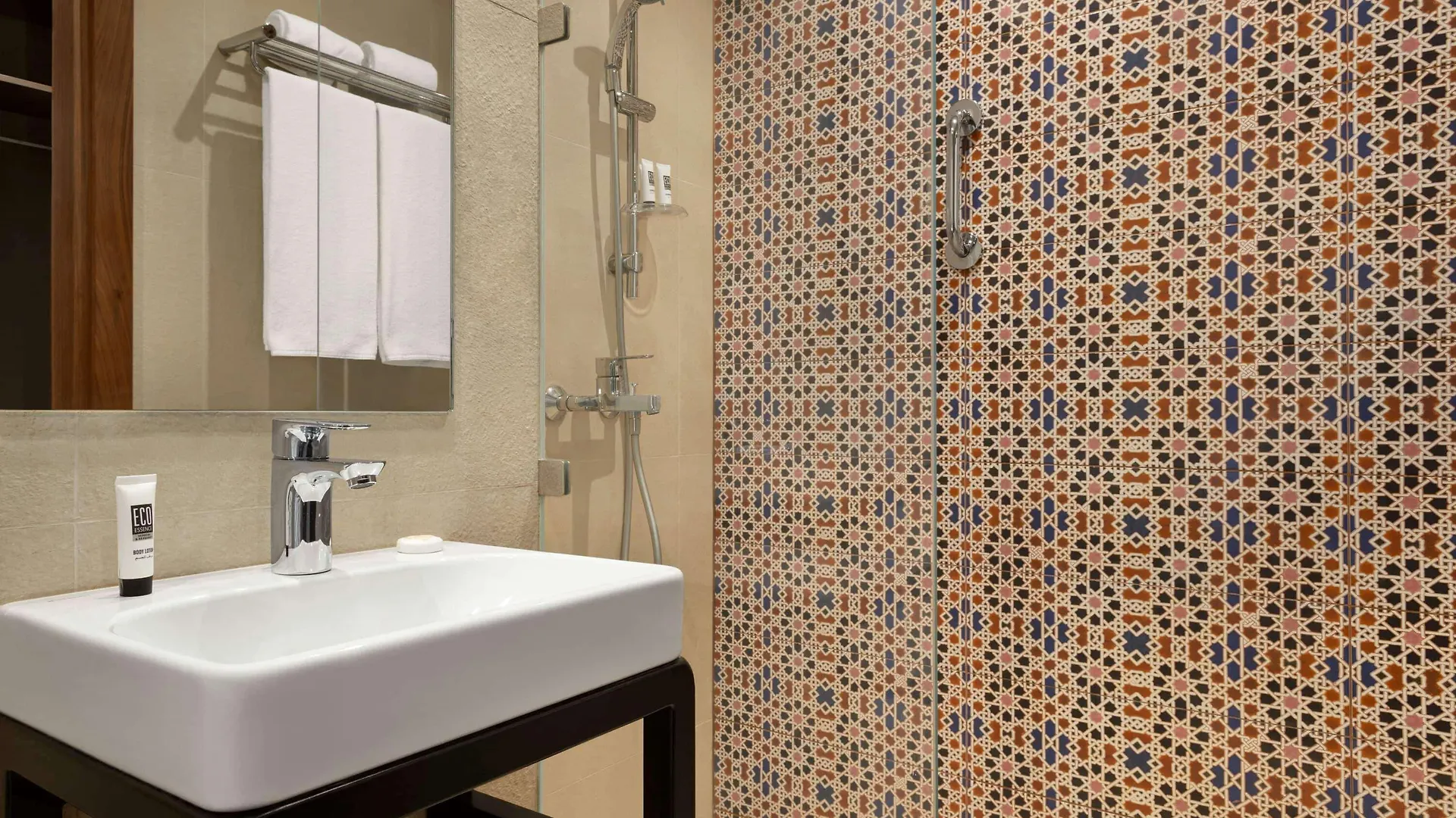 **  Hotel Ibis Styles Dubai Gold District Emiratos Árabes Unidos