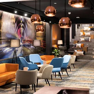 **** Otel Three Corners Downtown Macaristan