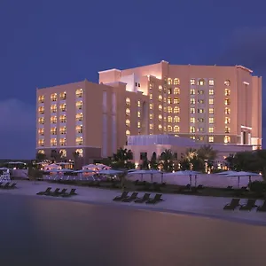 **** Otel Traders Hotel, Birleşik Arap Emirlikleri