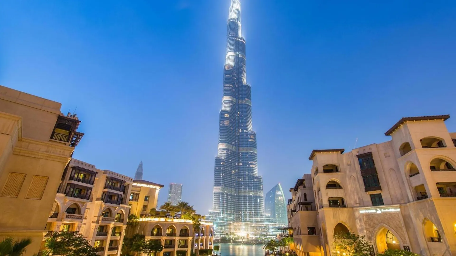 Ibis Styles Dubai Gold District Hotel 2*,