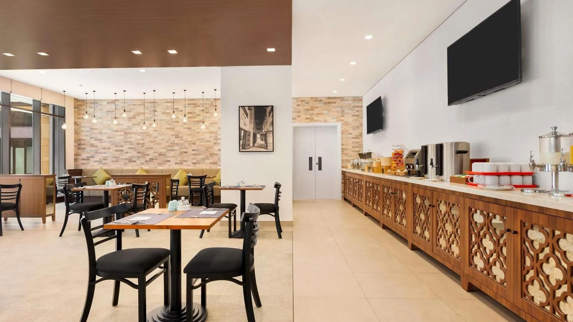 Ibis Styles Dubai Gold District Hotel