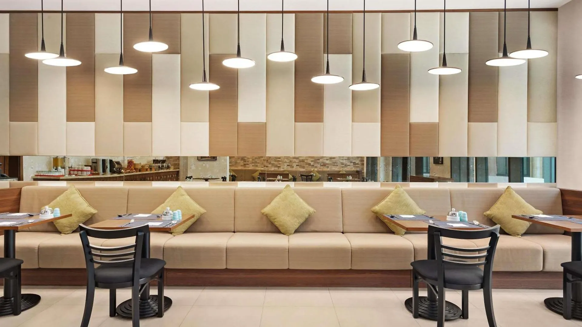 Ibis Styles Dubai Gold District Otel 2*,